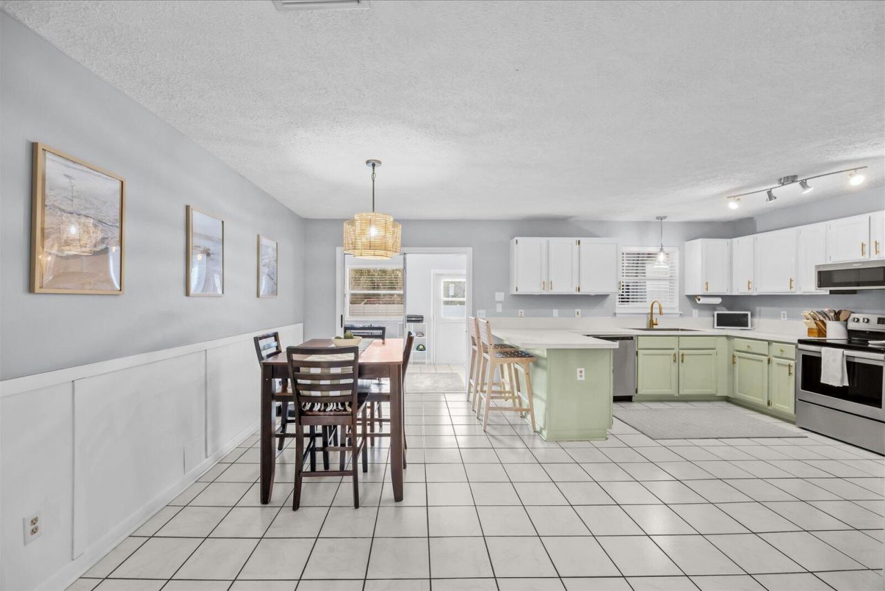 2920 SE Cypress Street, Stuart, FL 34997 Photo