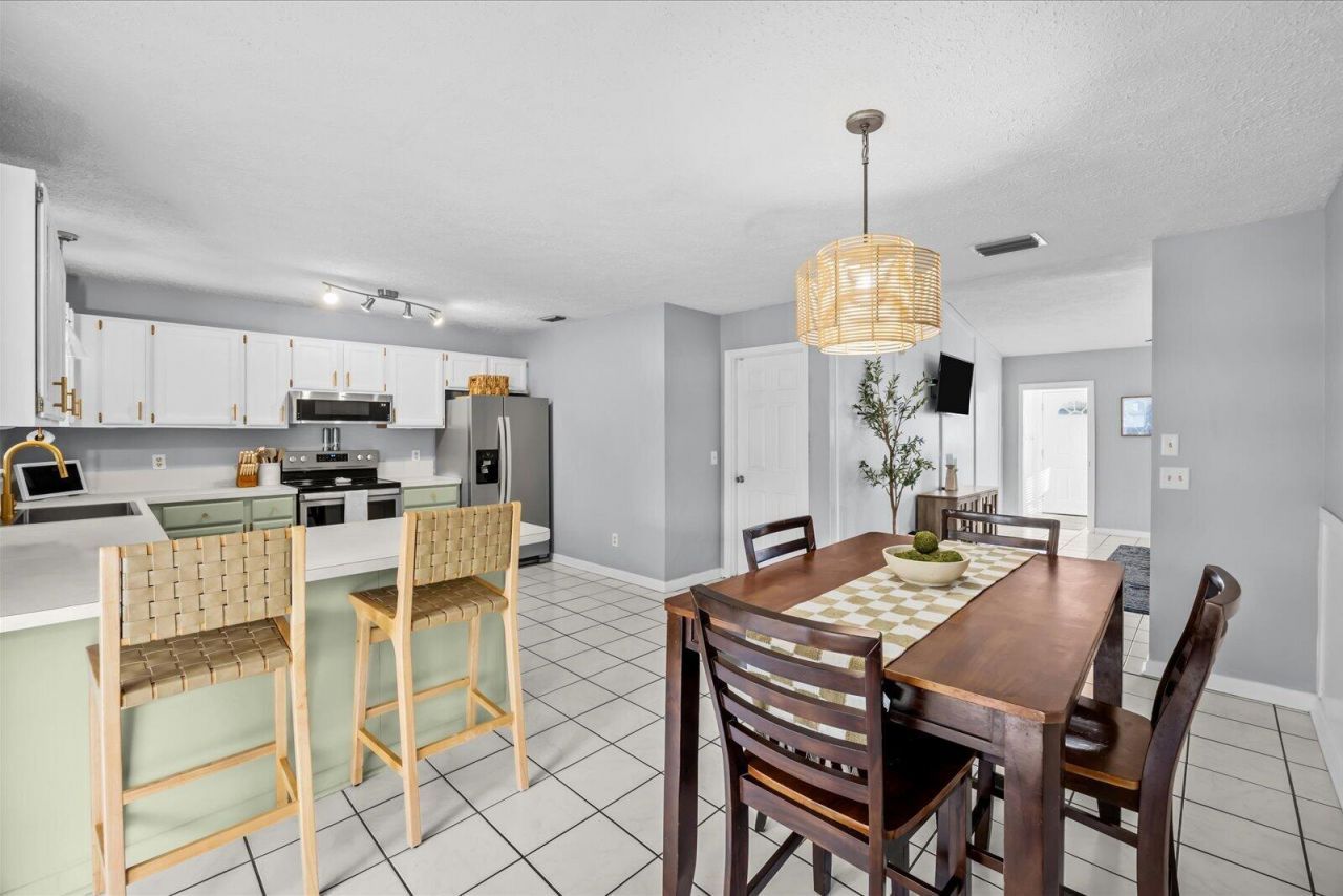 2920 SE Cypress Street, Stuart, FL 34997 Photo