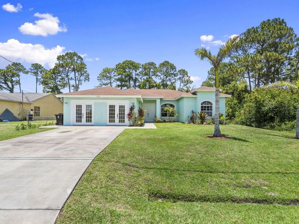 1752 SW Bonfire Terrace, Port St. Lucie, FL 34953