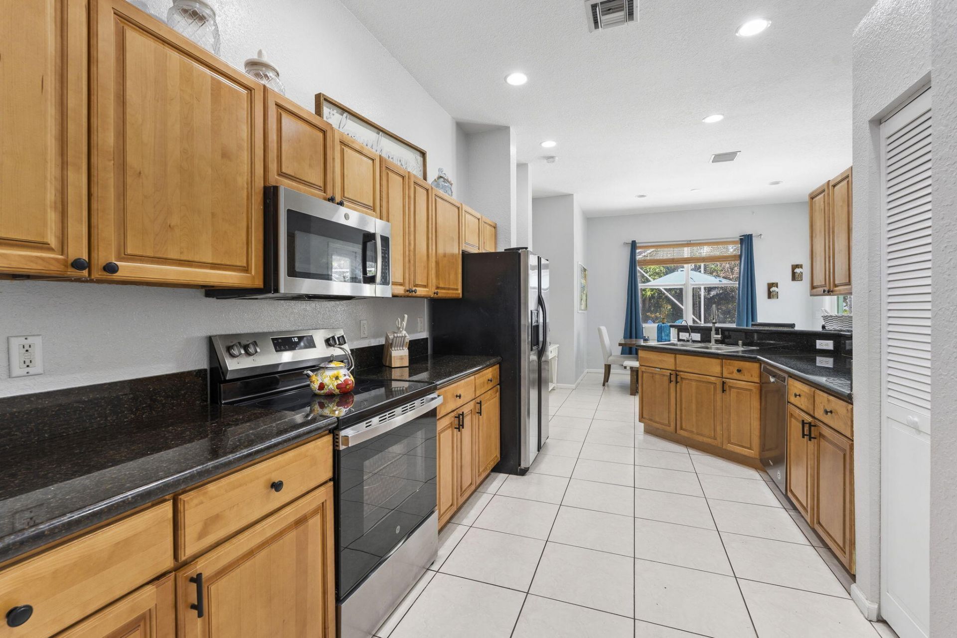 1752 SW Bonfire Terrace, Port Saint Lucie, FL 34953 Photo