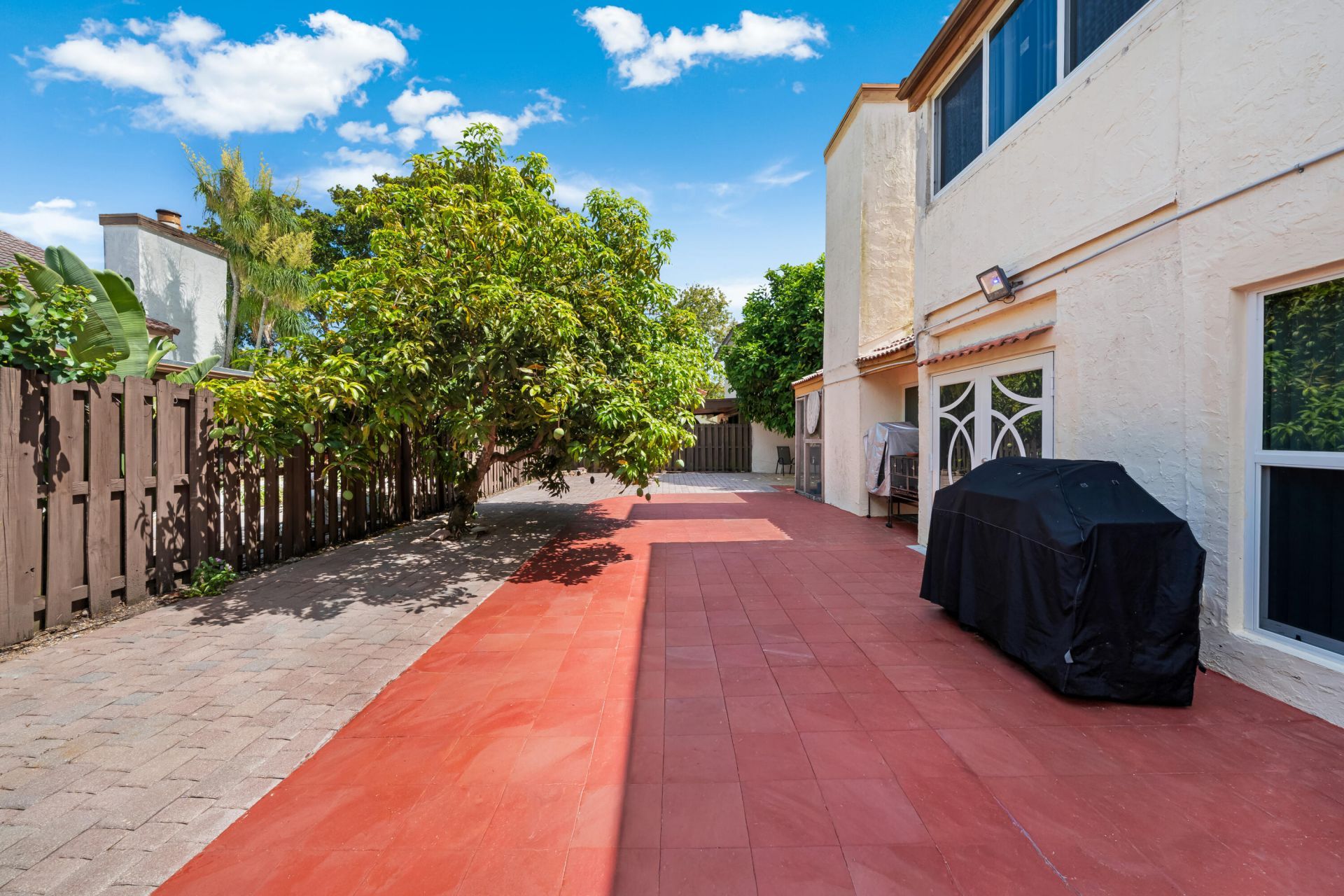 8811 SW 150th Place Circle, Miami, FL 33196 Photo