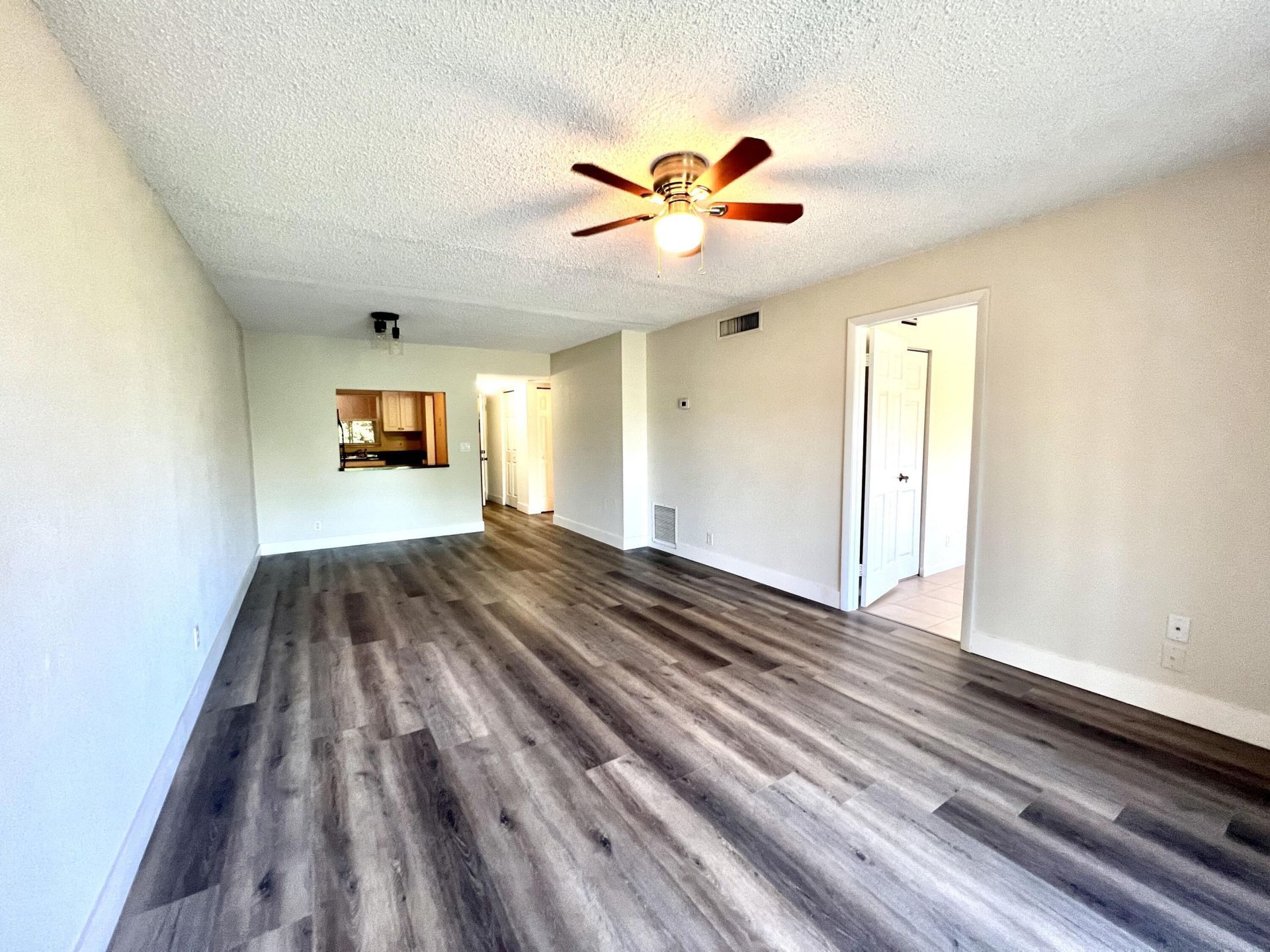 120 Sparrow Drive, Unit Apt 302, Royal Palm Beach, FL 33411 Photo