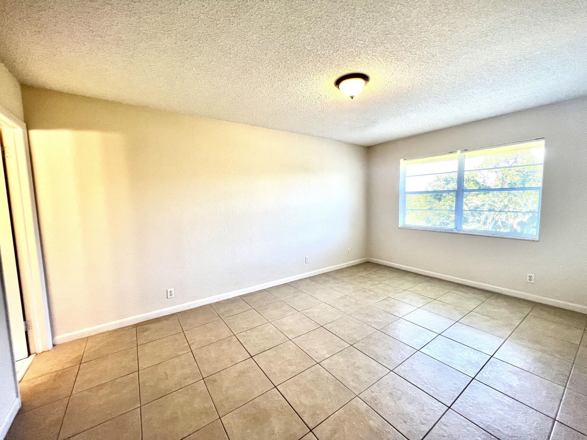 120 Sparrow Drive, Unit Apt 302, Royal Palm Beach, FL 33411 Photo