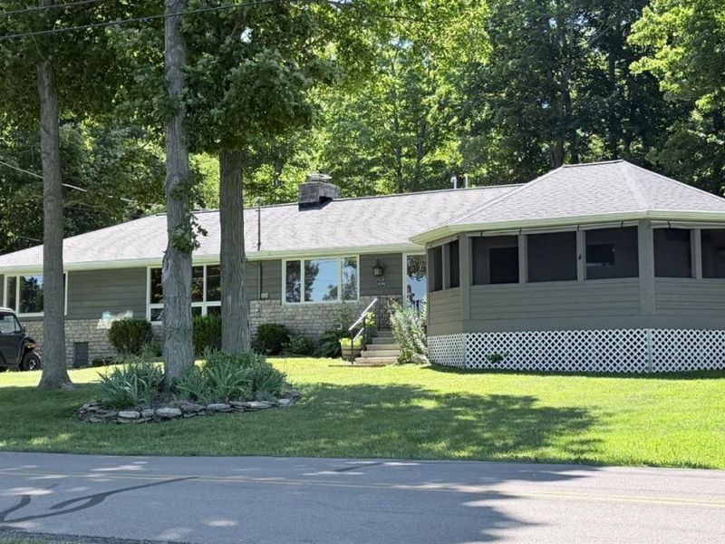 1036 W Lakeshore, Kelleys Island, OH 43438 Photo 19
