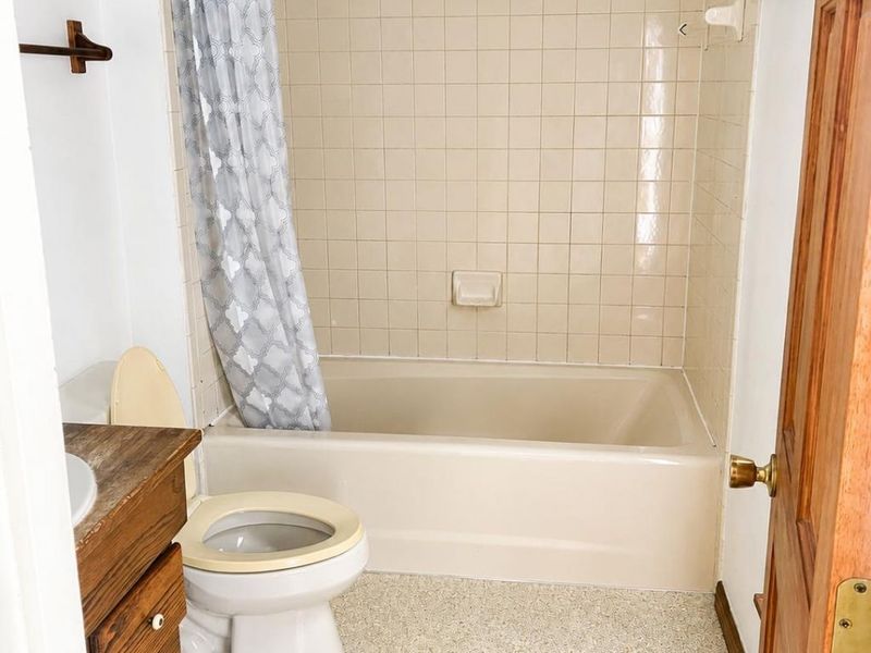 136 W Cowdery Street, Sandusky, OH 44870 Photo 14