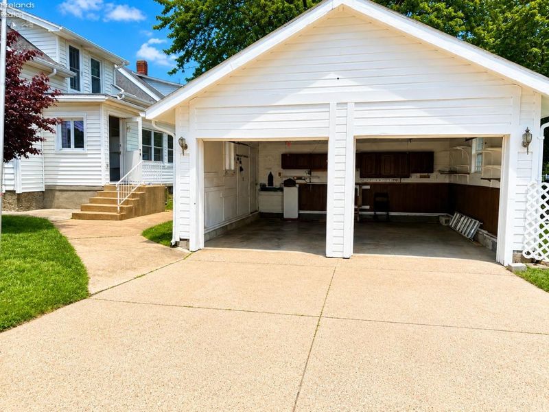 136 W Cowdery Street, Sandusky, OH 44870 Photo 16