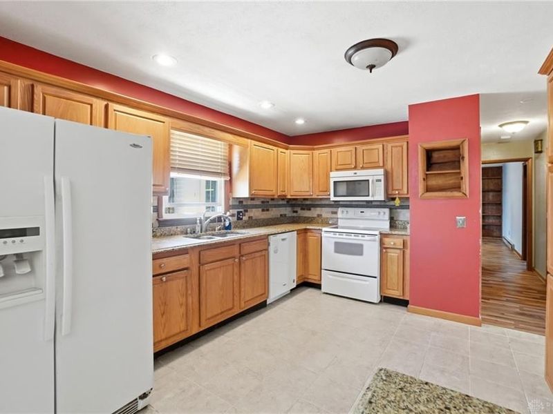 603 E Main Street, Anna, OH 45302 Photo 8