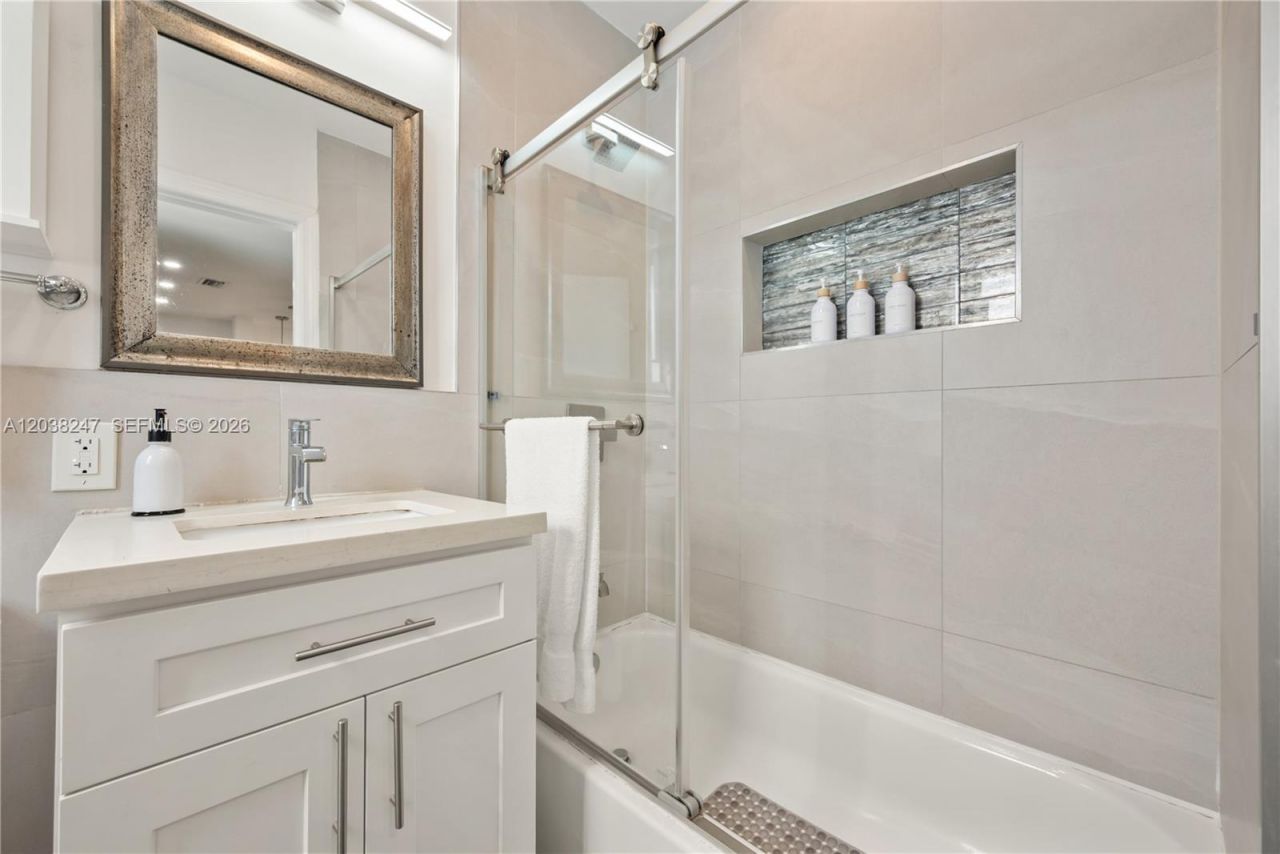329 SW 15th Ave , Miami, FL 33135 Photo