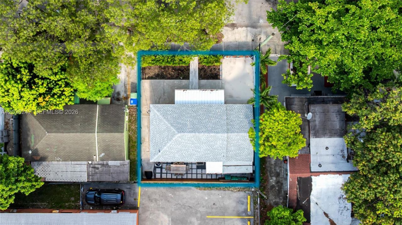 329 SW 15th Ave , Miami, FL 33135 Photo