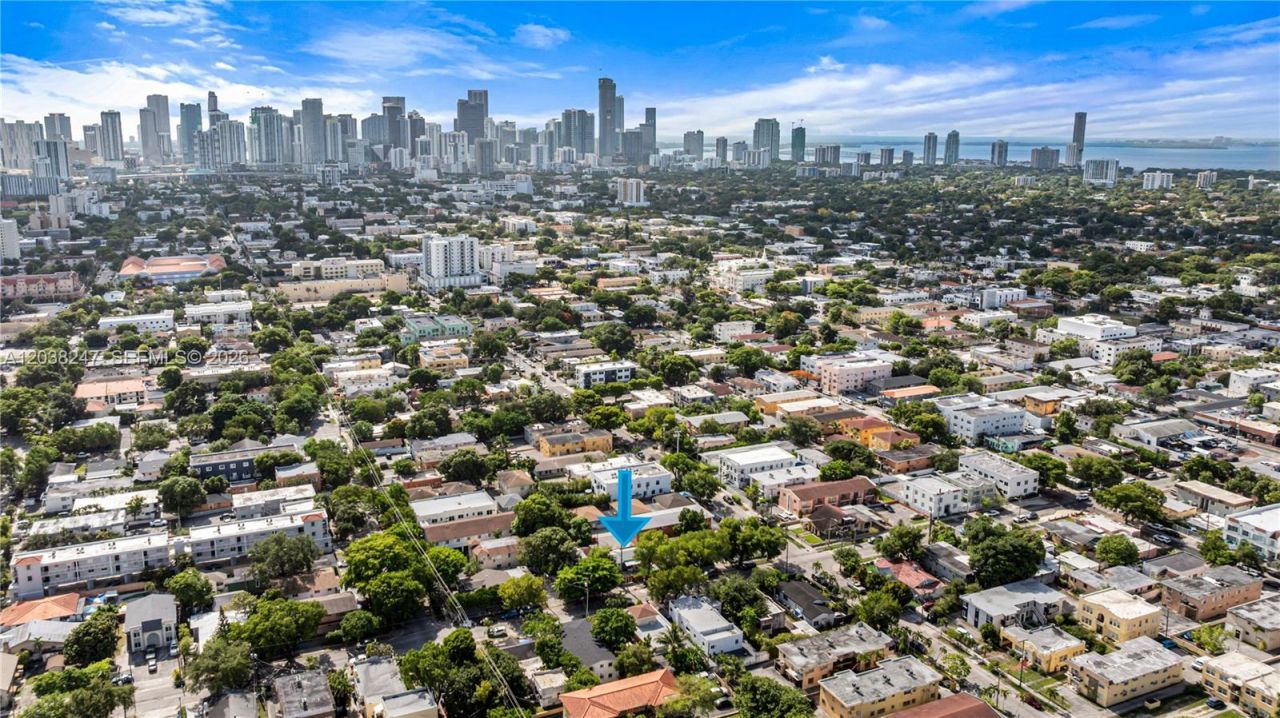329 SW 15th Ave , Miami, FL 33135 Photo