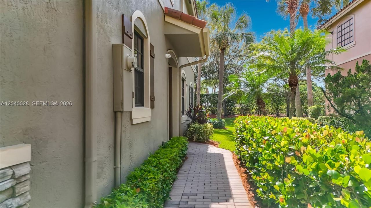 7266 NW 108th Way, Parkland, FL 33076 Photo