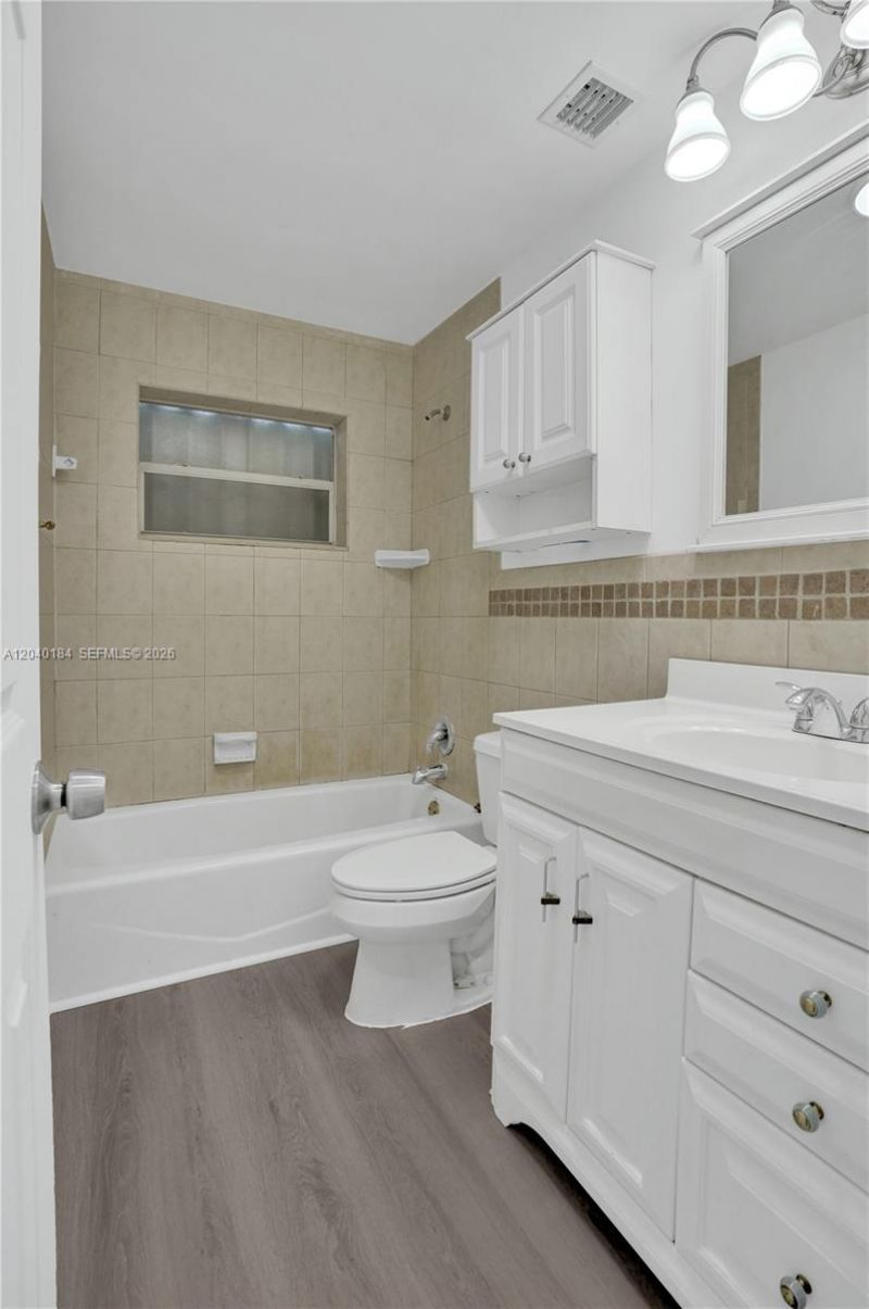 2804 SW 16 Street , Unit COTTAGE, Fort Lauderdale, FL 33312 Photo