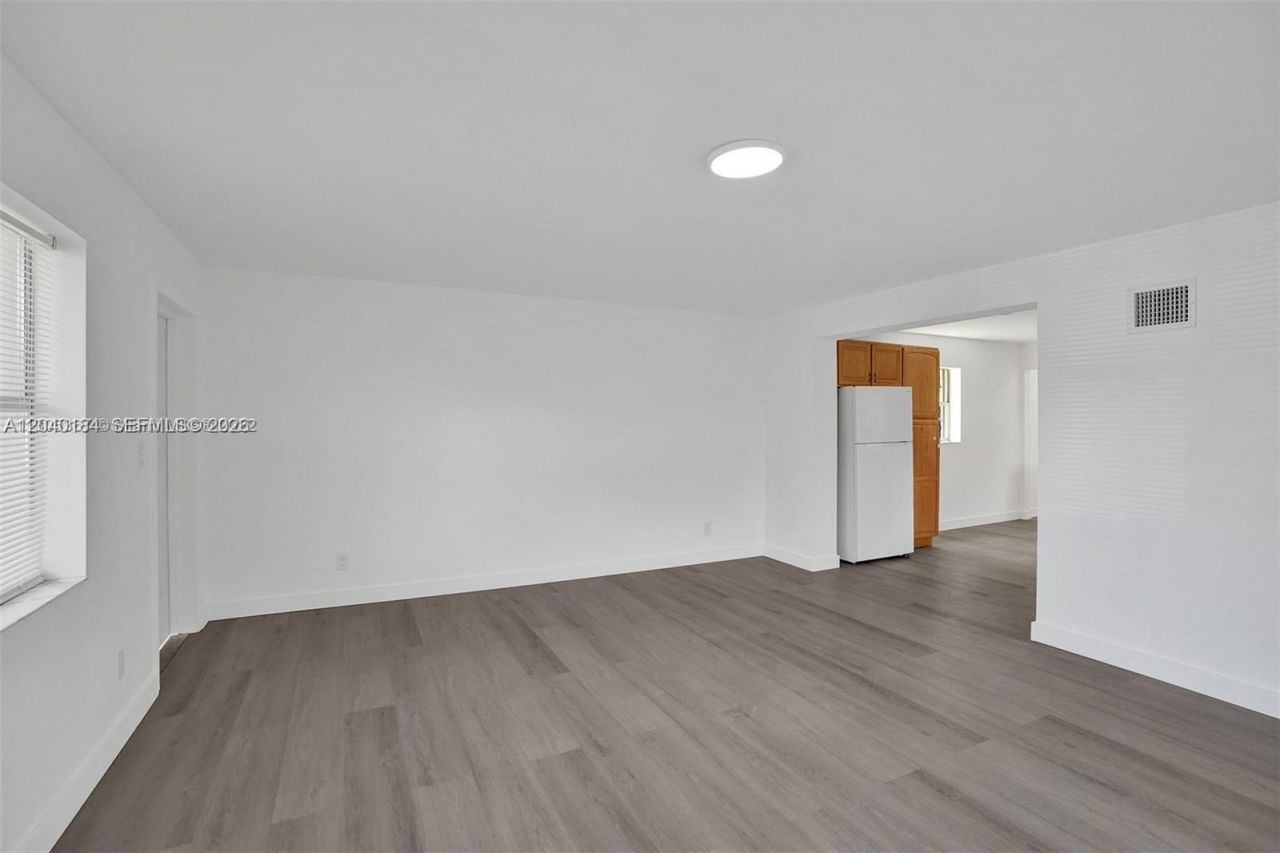 2804 SW 16 Street , Unit COTTAGE, Fort Lauderdale, FL 33312 Photo