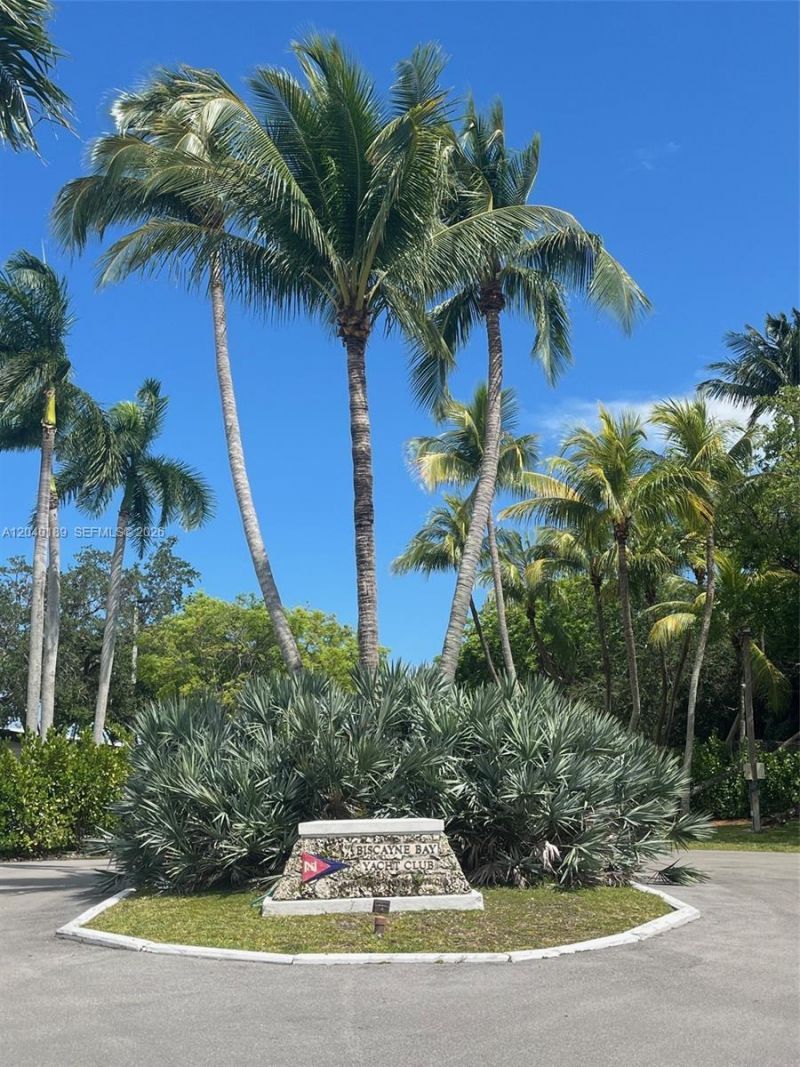 2539 S Bayshore Dr , Unit 320A, Miami, FL 33133 Photo