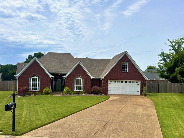 40 ROYAL VIEW CV, Oakland, TN 38060