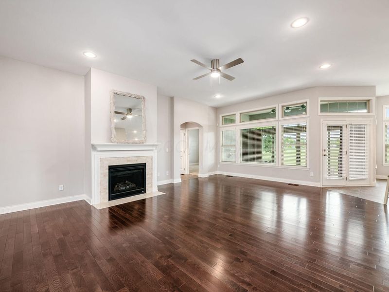 886 Ballater Drive , Delaware, OH 43015 Photo 14