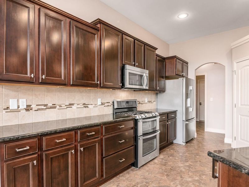 886 Ballater Drive , Delaware, OH 43015 Photo 28