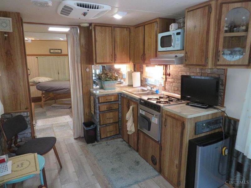 8024 Hightop Road, Penn Twp, OH 45133 Photo 85