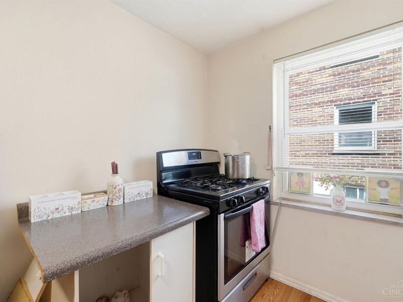 27 Gahl Terrace, Reading, OH 45215 Photo 12