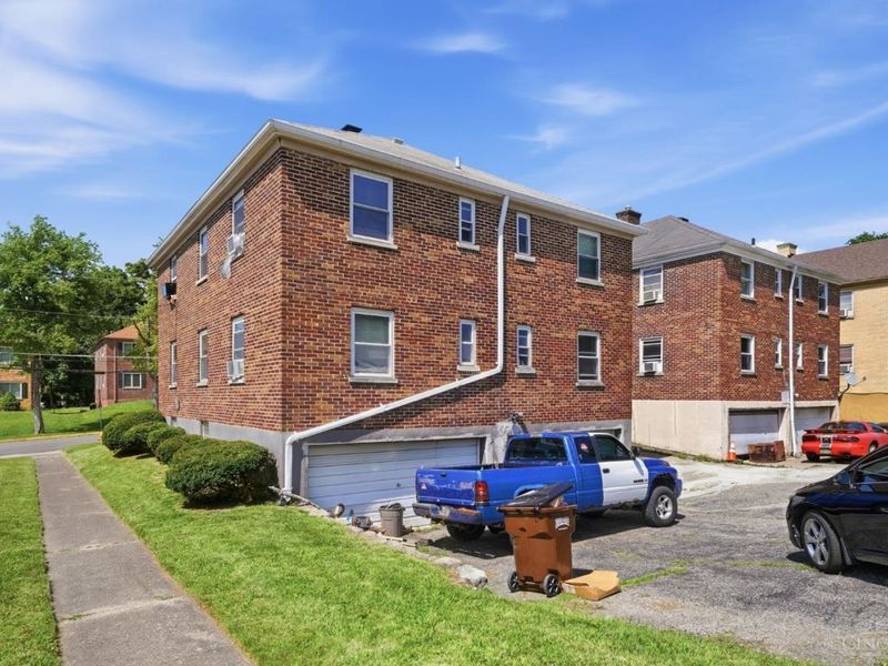 27 Gahl Terrace, Reading, OH 45215 Photo 22