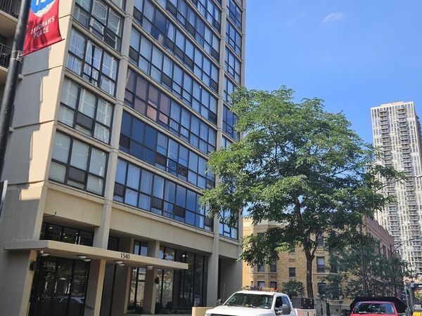 1540 N LaSalle Drive N, Unit 1005, Chicago, IL 60610