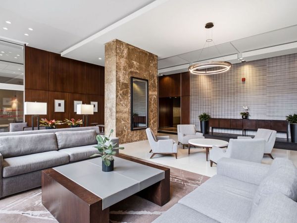 655 W Irving Park Road , Unit 4008, Chicago, IL 60613