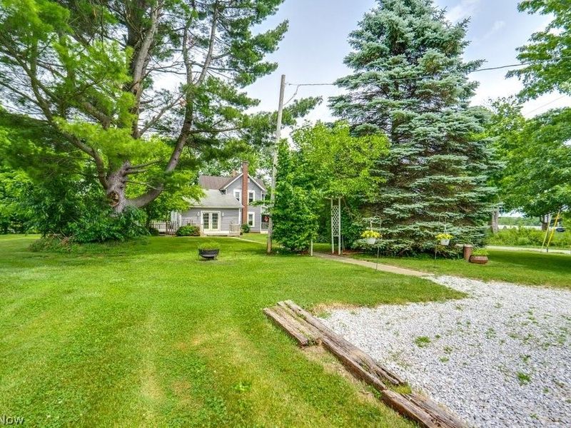 15292 Friendsville Road, Burbank, OH 44214 Photo 9