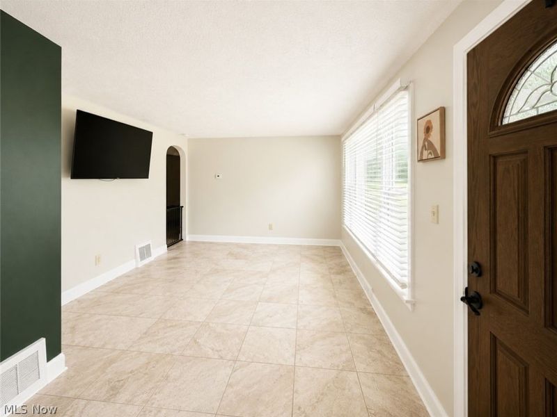 184 Ambrose Avenue NW, Canton, OH 44708 Photo 4