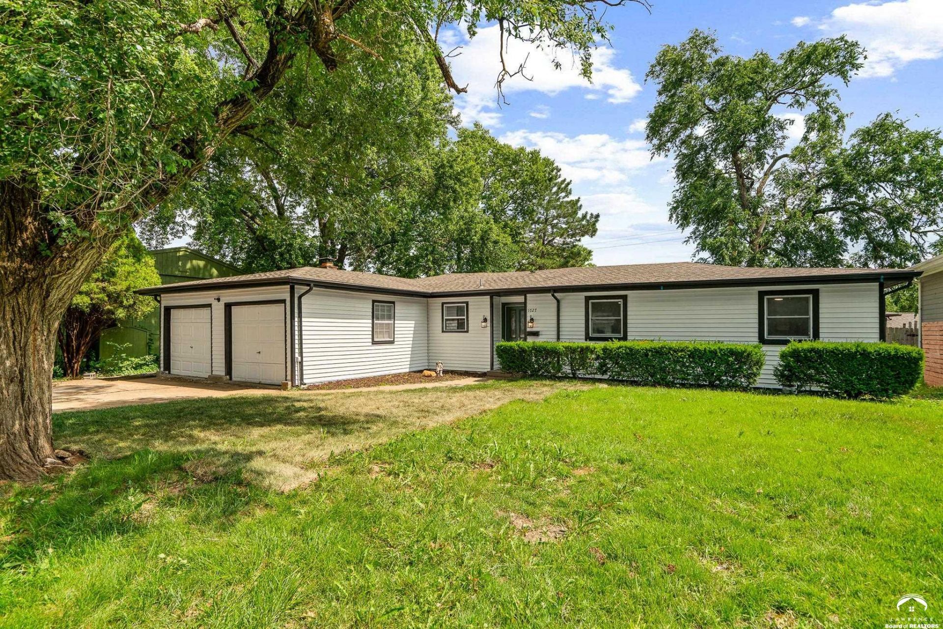 1727 W 26th Street, Lawrence, KS 66046 Main Photo