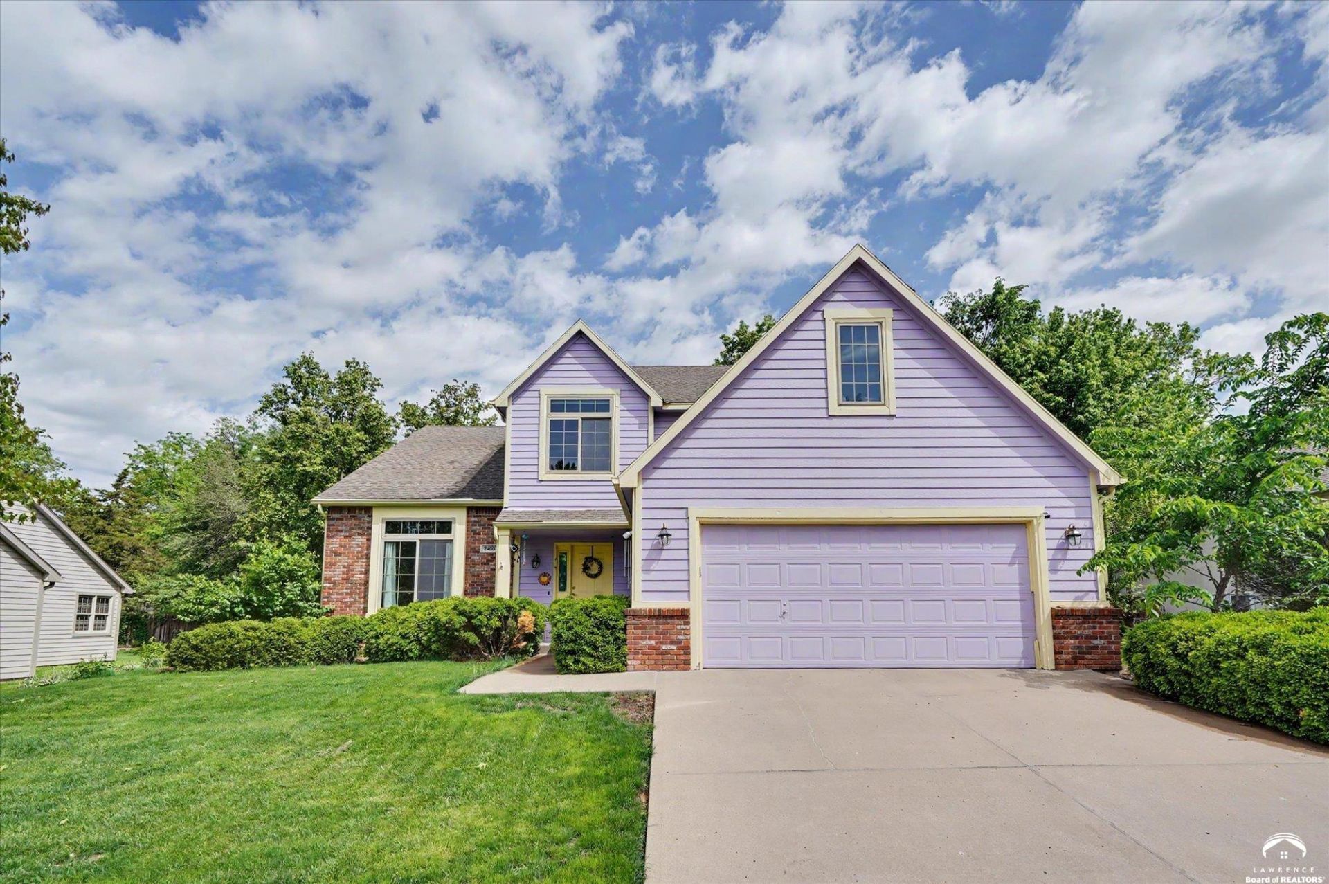 2408 Oxford Road, Lawrence, KS 66049 Main Photo
