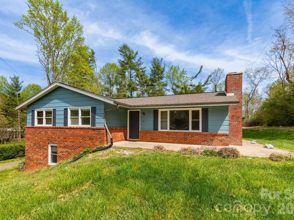 41 Kennedy Road, Weaverville, NC 28787