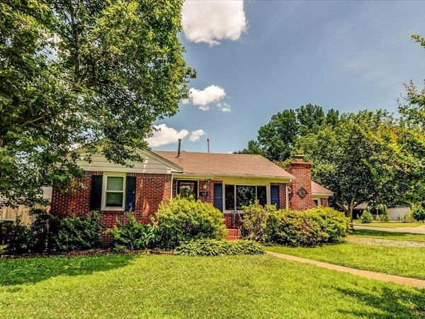 4872 FLAMINGO RD, Memphis, TN 38117