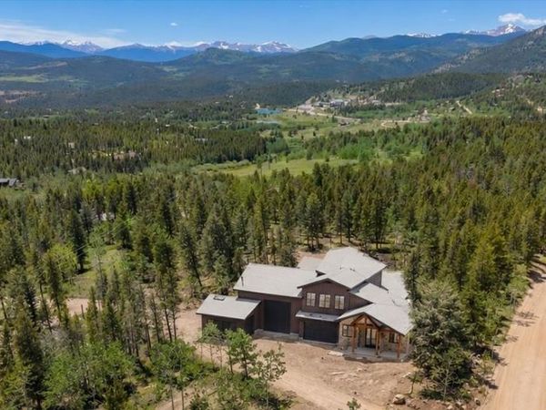 1 Hawk Way , Black Hawk, CO 80422