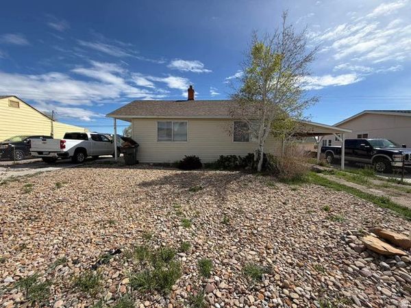 178 W GENEVA , East Carbon, UT 84520