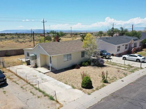 178 W GENEVA , East Carbon, UT 84520