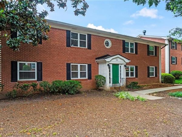 4282 Roswell Road NE, Unit B1, Atlanta, GA 30342