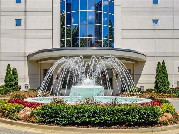 2828 Peachtree Road NW, Unit 2402, Atlanta, GA 30305