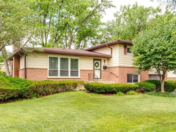 670 Indian Hill Road , Deerfield, IL 60015