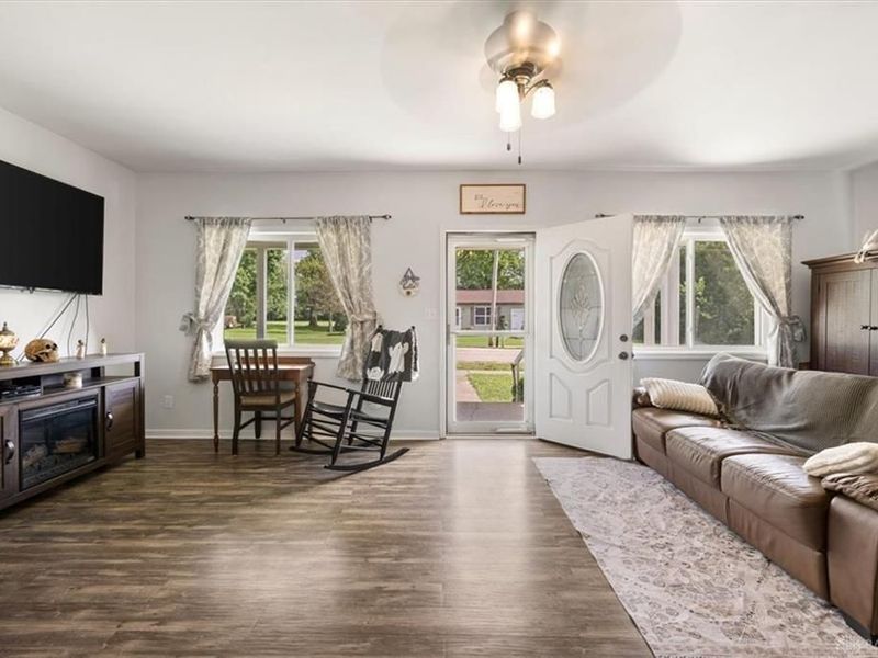 310 Clifton Road, South Charleston, OH 45368 Photo 10