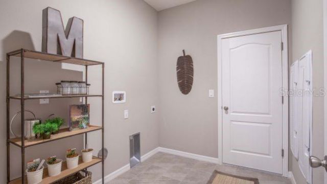 1927 Travelers Palm Drive , Edgewater, FL 32141 Photo