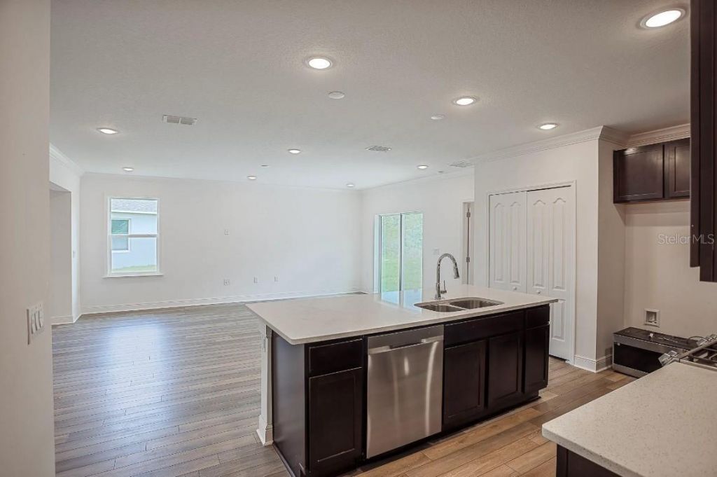 1927 Travelers Palm Drive , Edgewater, FL 32141 Photo