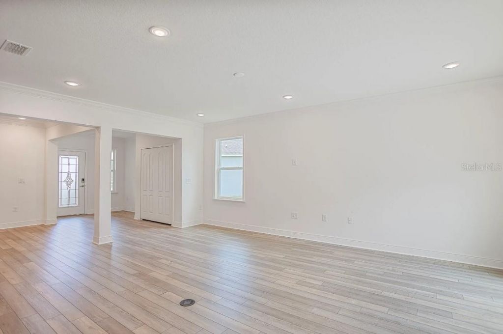 1927 Travelers Palm Drive , Edgewater, FL 32141 Photo