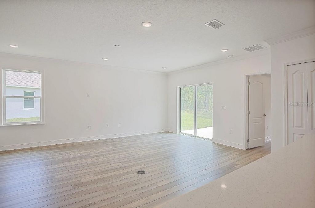 1927 Travelers Palm Drive , Edgewater, FL 32141 Photo