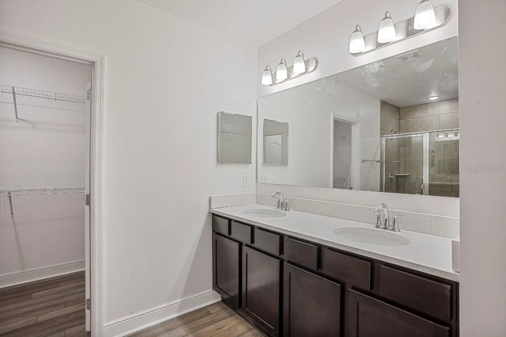 1927 Travelers Palm Drive , Edgewater, FL 32141 Photo