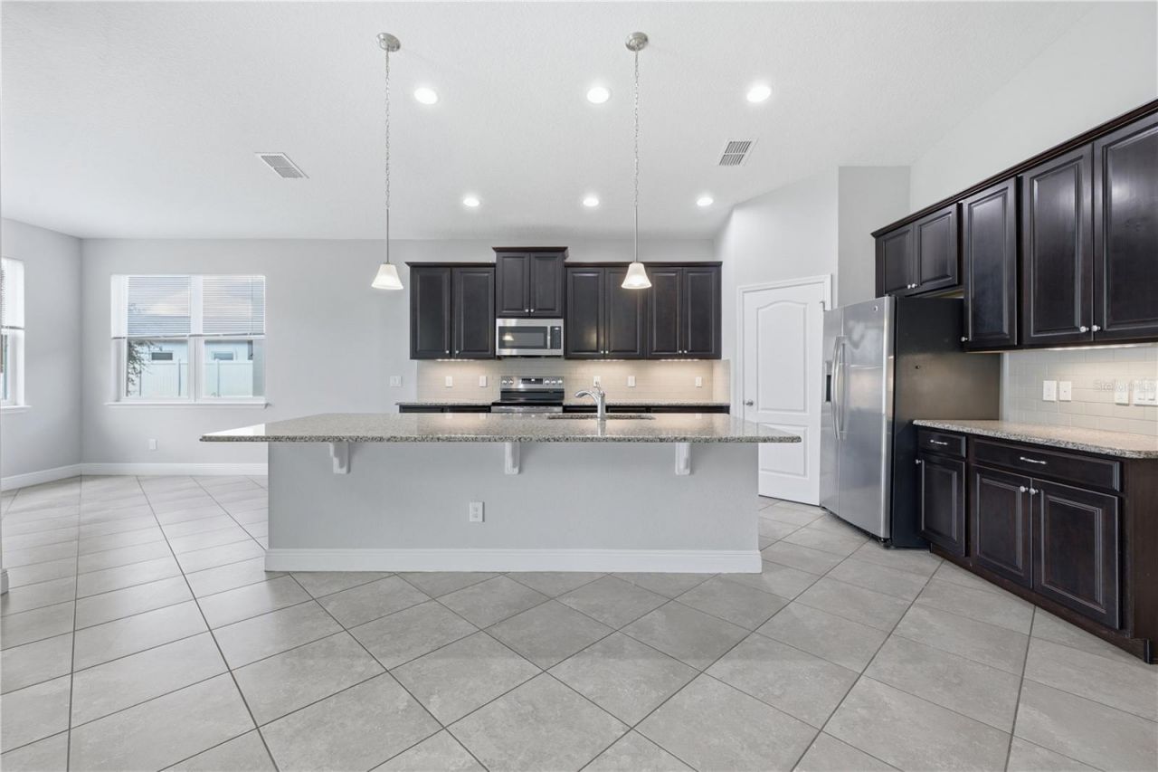 6023 W Town Center Boulevard , Orlando, FL 32837 Photo