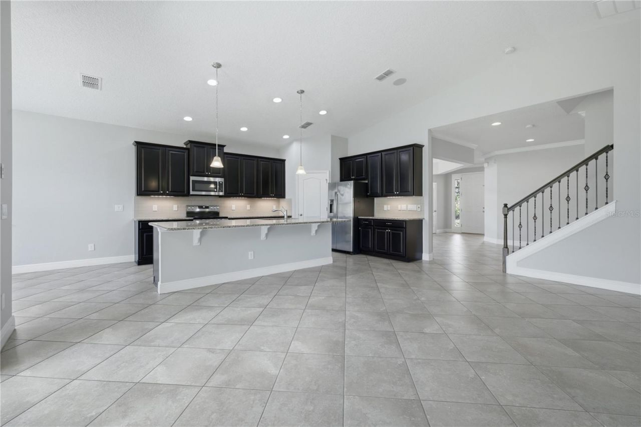 6023 W Town Center Boulevard , Orlando, FL 32837 Photo