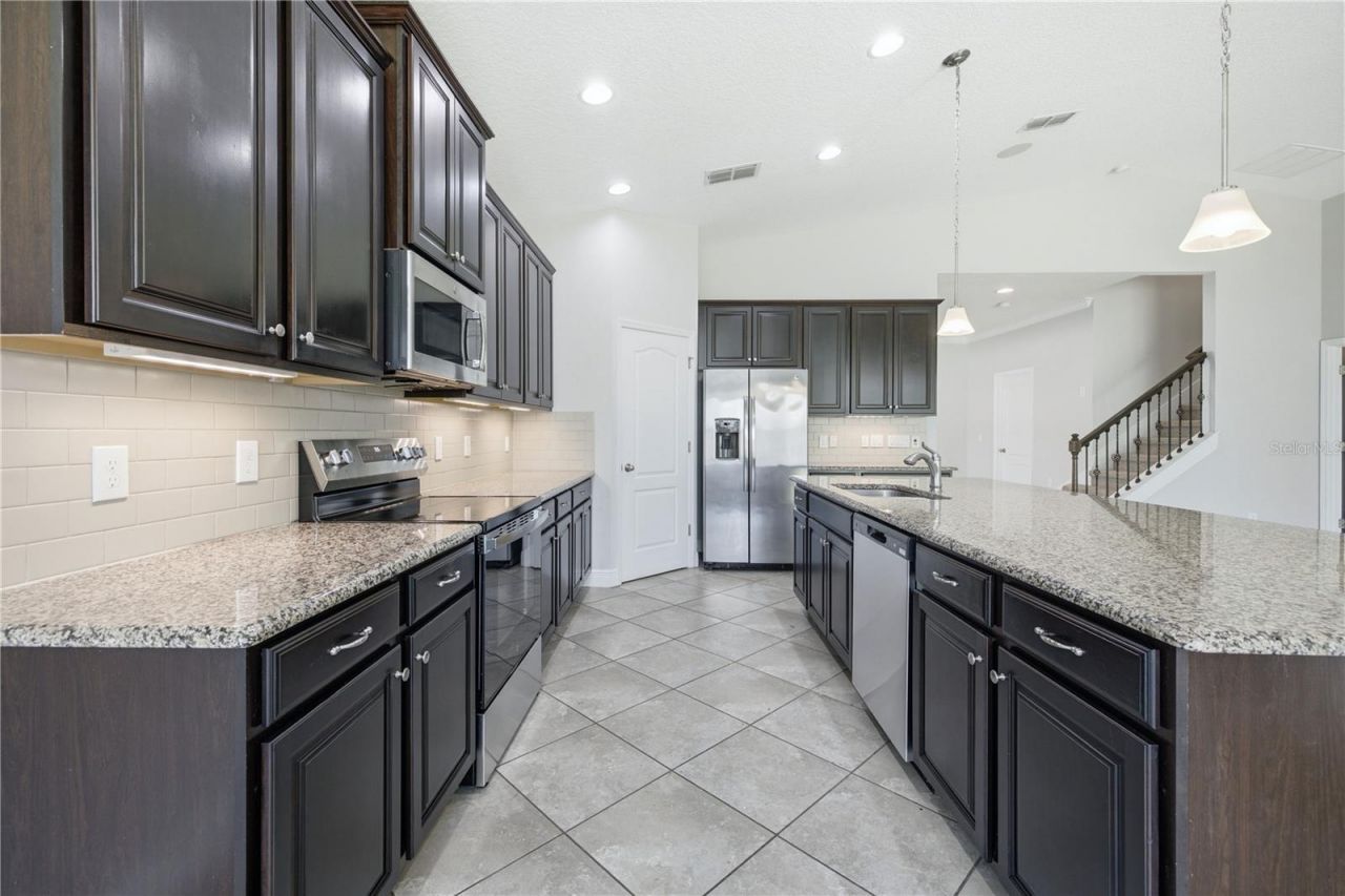 6023 W Town Center Boulevard , Orlando, FL 32837 Photo