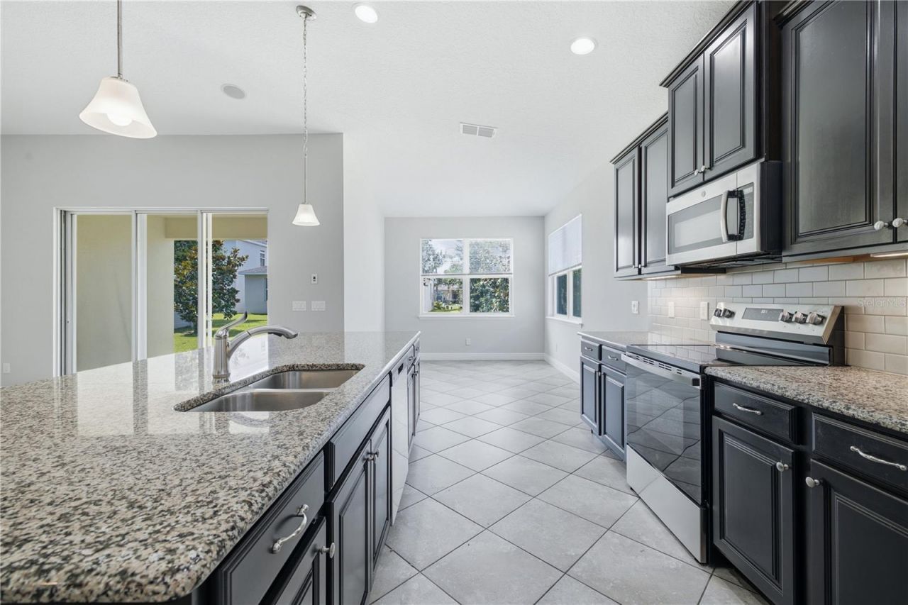 6023 W Town Center Boulevard , Orlando, FL 32837 Photo
