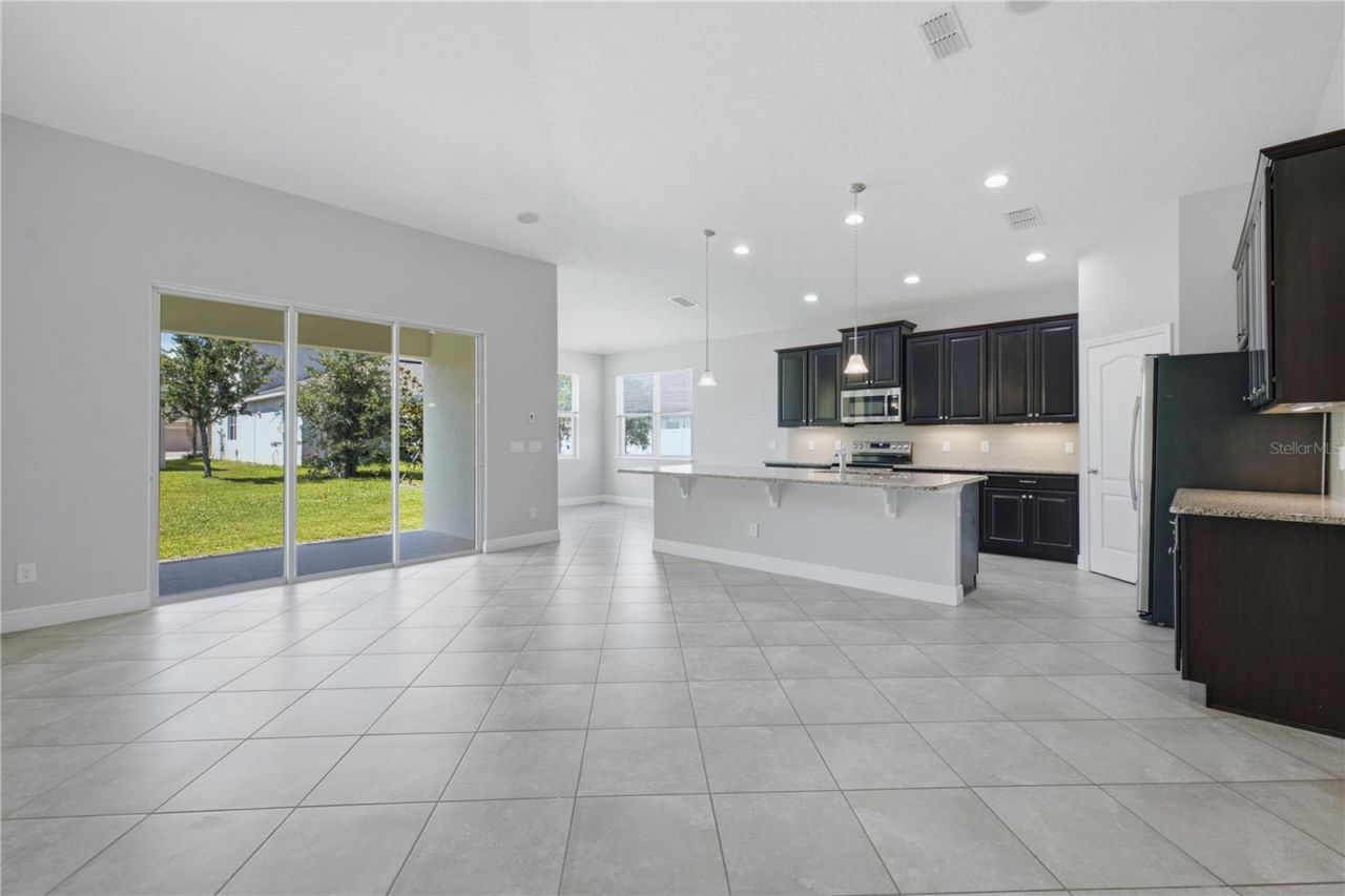 6023 W Town Center Boulevard , Orlando, FL 32837 Photo