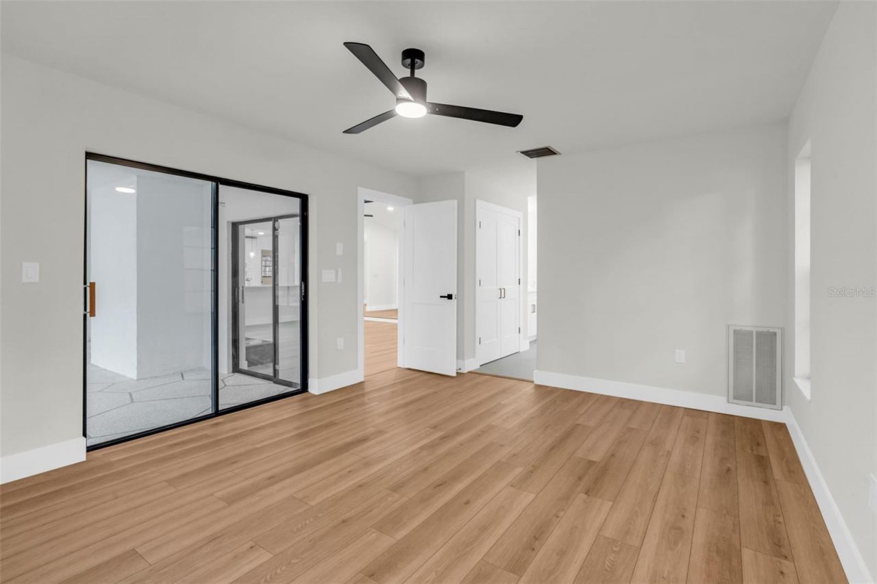 2051 Laredo Avenue , Spring Hill, FL 34608 Photo